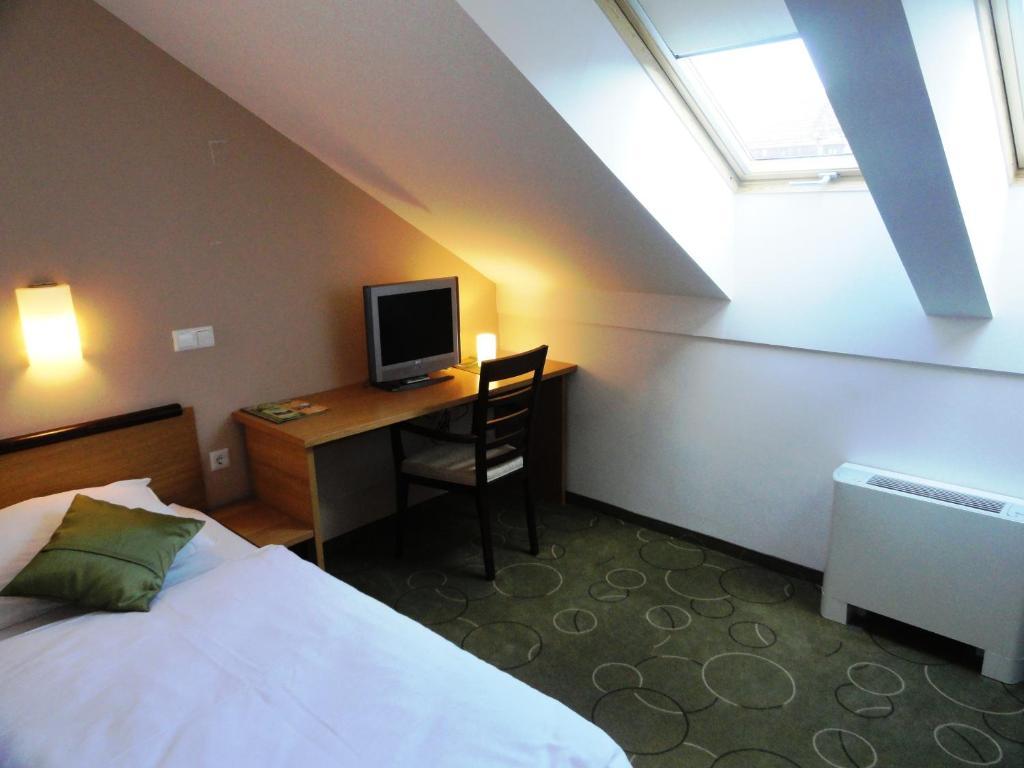 Hotel Bela Krajina Metlika Quarto foto